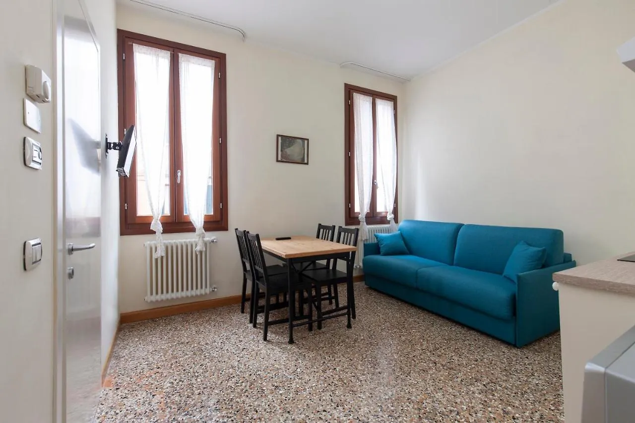 Casa Del Melograno Bed & Breakfast Venice