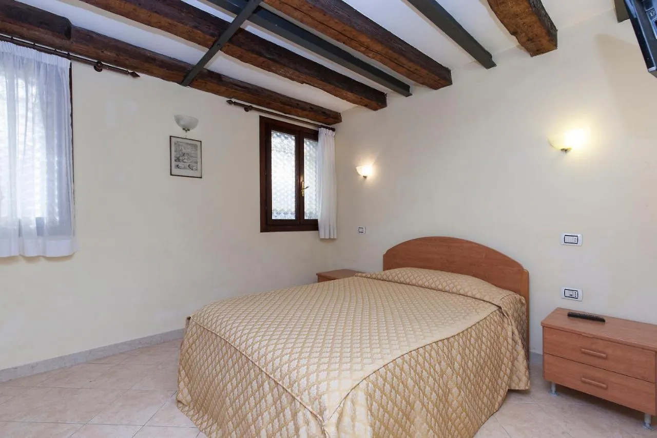 Casa Del Melograno Bed & Breakfast Venice 3*,  Italy
