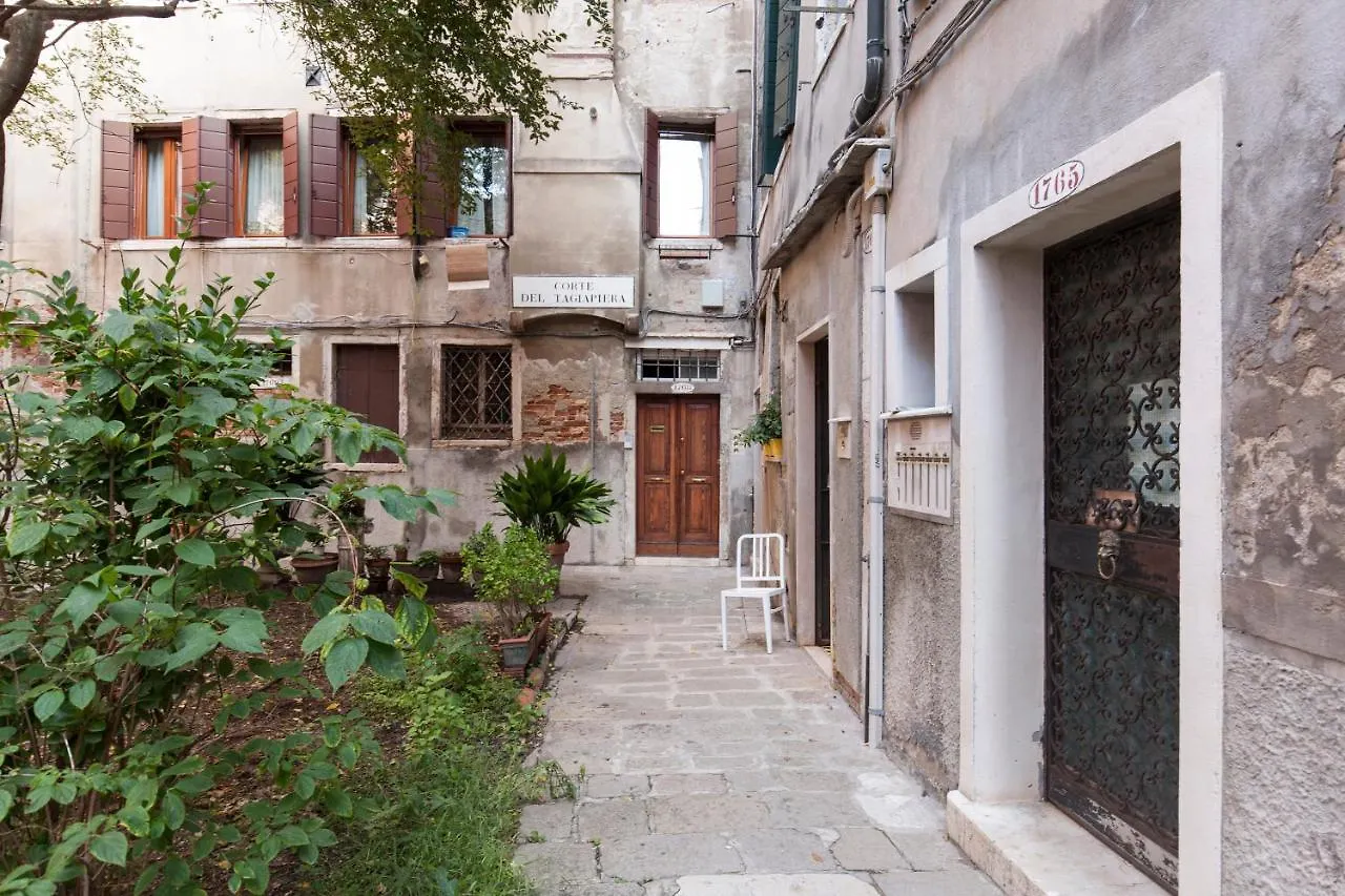 Casa Del Melograno Bed & Breakfast Venice