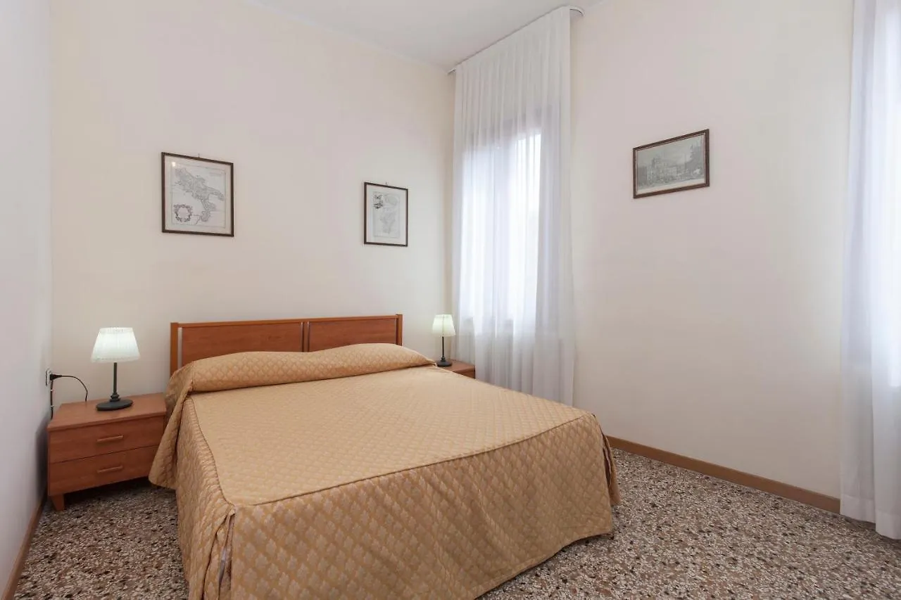 Casa Del Melograno Bed & Breakfast Venice
