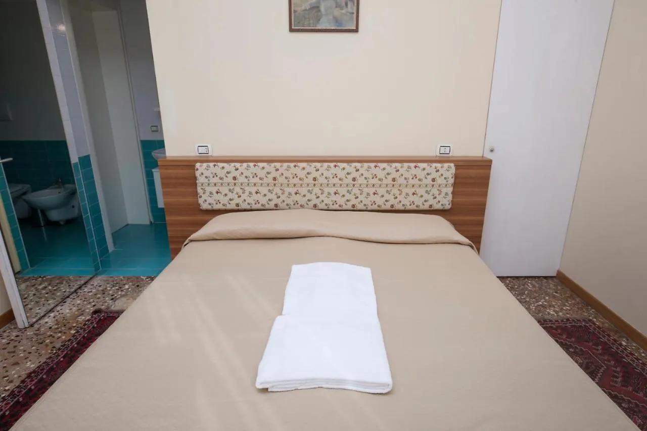 Casa Del Melograno Bed & Breakfast Venice