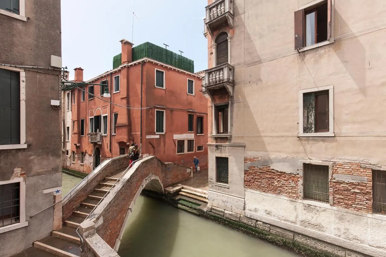 Casa Del Melograno Bed & Breakfast Venice