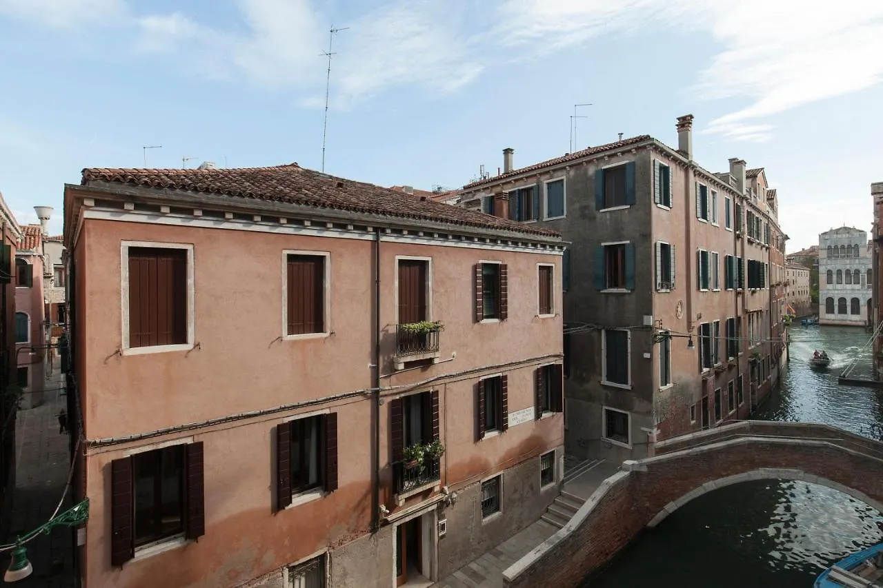 Casa Del Melograno Bed & Breakfast Venice
